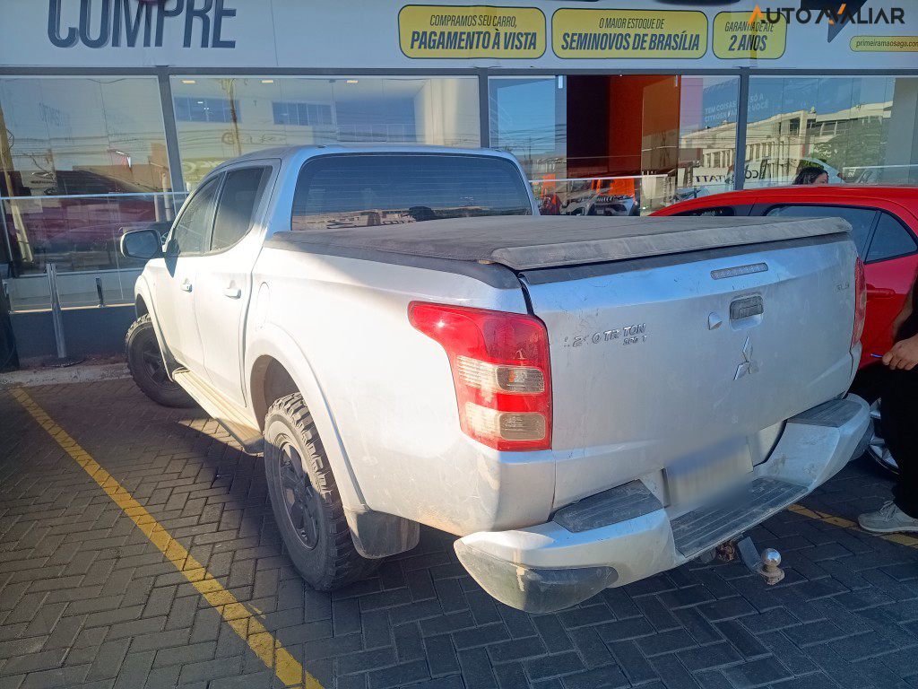 MITSUBISHI L200 TRITON  2.4 16V TURBO DIESEL SPORT GLS CD 4P 4X4 MANUAL