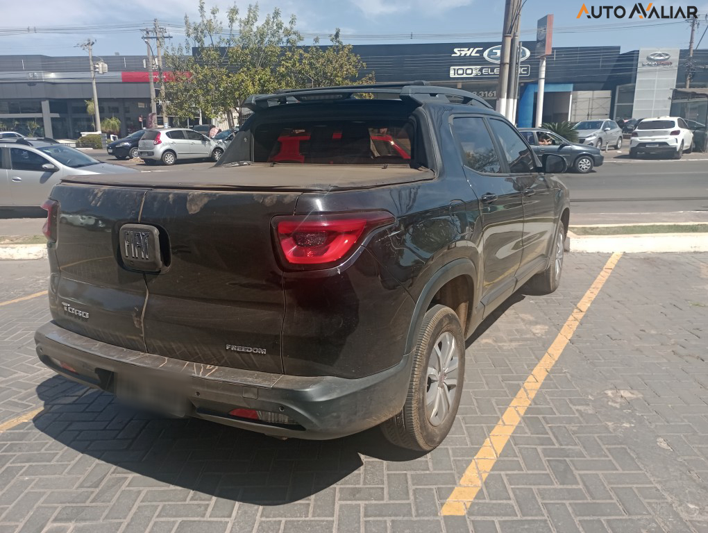 FIAT TORO 1.8 16V EVO FLEX FREEDOM AT6