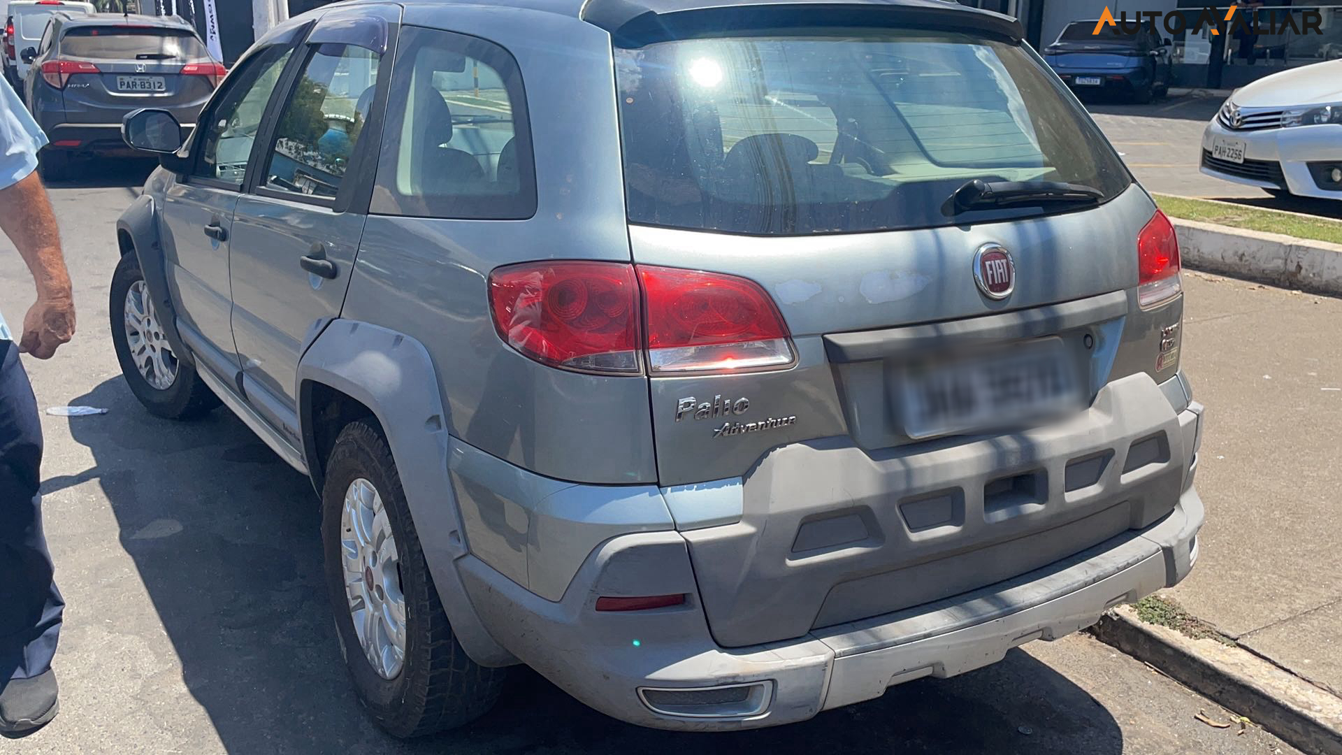 FIAT PALIO 1.8 MPI ADVENTURE WEEKEND 8V FLEX 4P AUTOMATIZADO