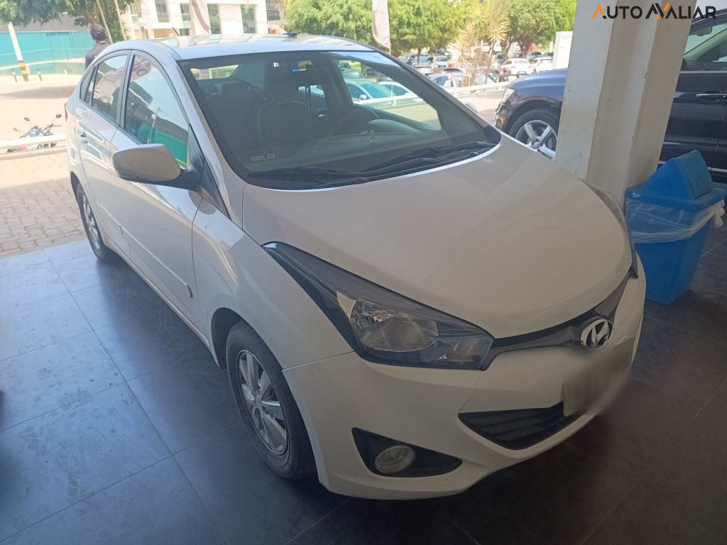 HYUNDAI HB20S 1.6 COMFORT STYLE 16V FLEX 4P AUTOMATICO