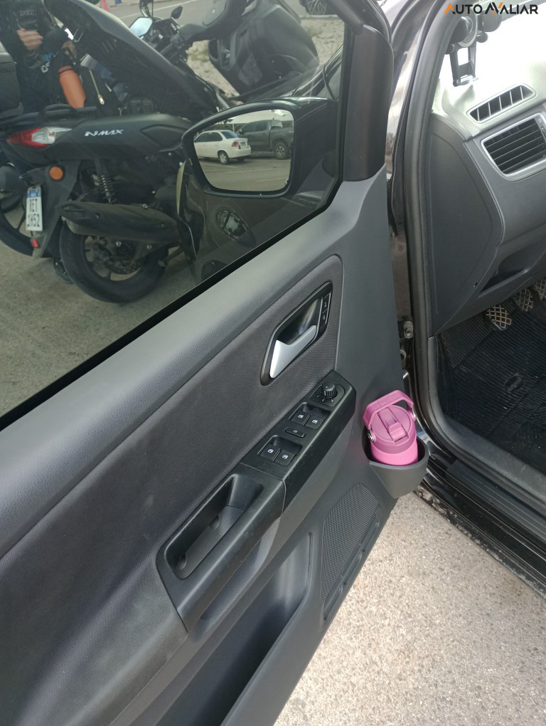 VOLKSWAGEN FOX 1.0 MI 8V FLEX 4P MANUAL