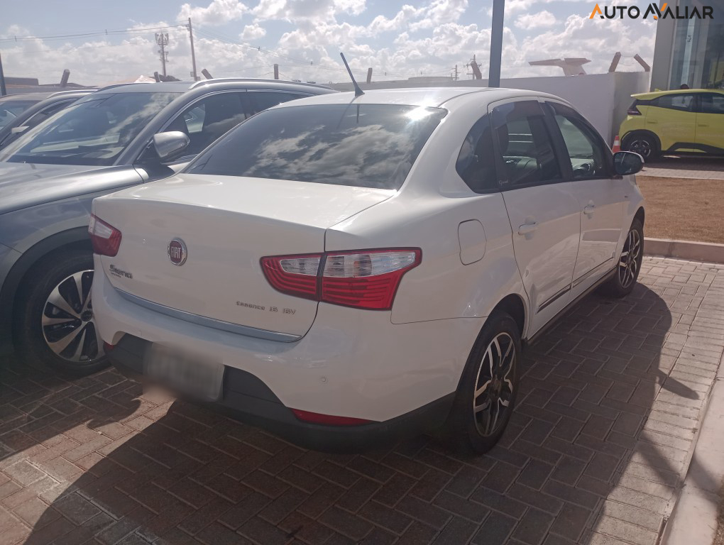 FIAT GRAND SIENA 1.6 MPI ESSENCE 16V FLEX 4P MANUAL