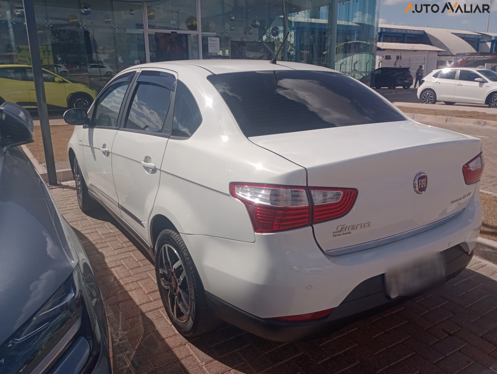 FIAT GRAND SIENA 1.6 MPI ESSENCE 16V FLEX 4P MANUAL