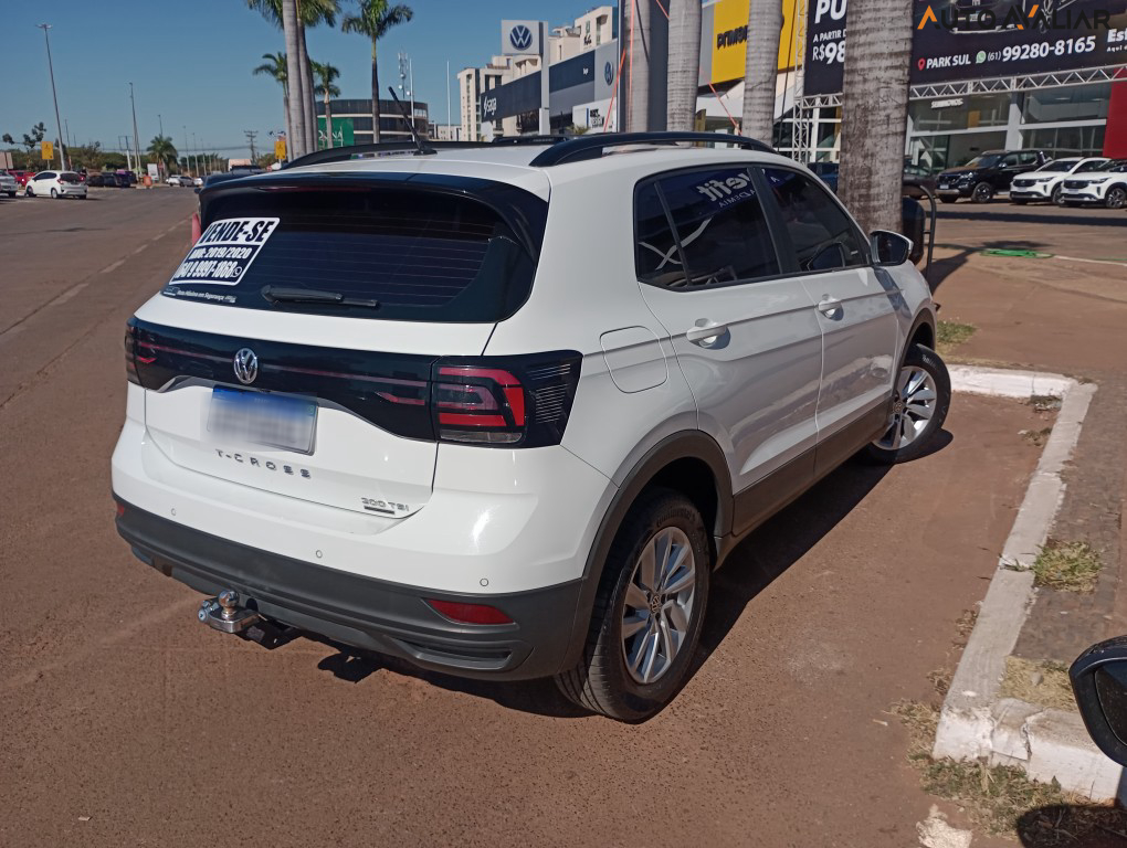 VOLKSWAGEN T-CROSS 1.0 200 TSI TOTAL FLEX AUTOMATICO