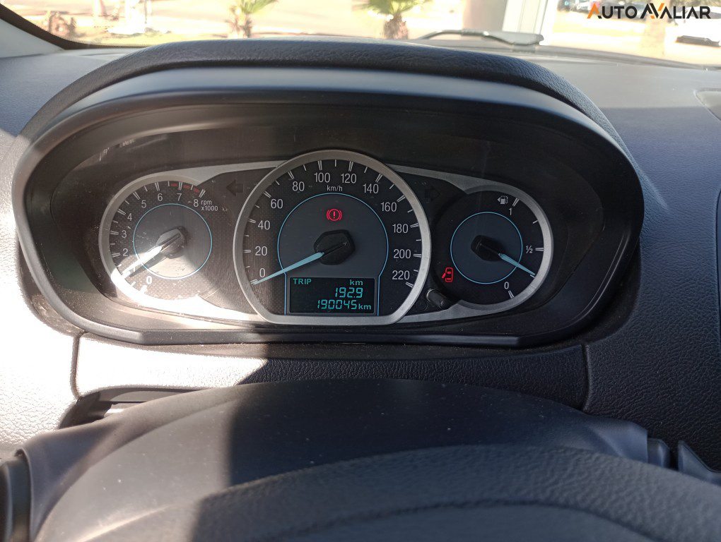 FORD KA+ 1.0 TI-VCT FLEX SE PLUS MANUAL