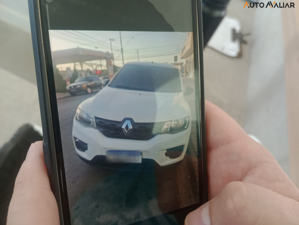 RENAULT KWID 1.0 12V SCE FLEX ZEN MANUAL