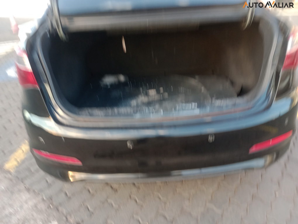 HYUNDAI HB20S 1.6 COMFORT STYLE 16V FLEX 4P MANUAL