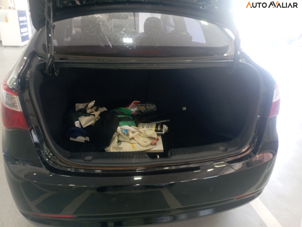 HYUNDAI HB20S 1.6 PREMIUM 16V FLEX 4P AUTOMATICO