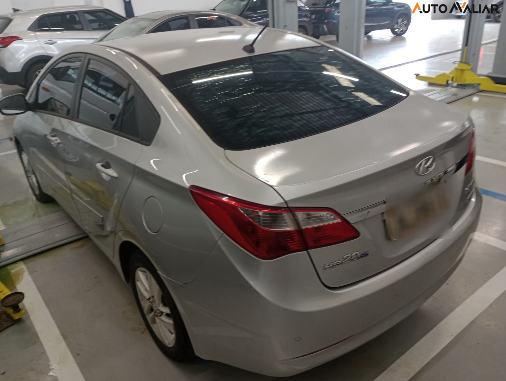 HYUNDAI HB20S 1.6 PREMIUM 16V FLEX 4P AUTOMATICO