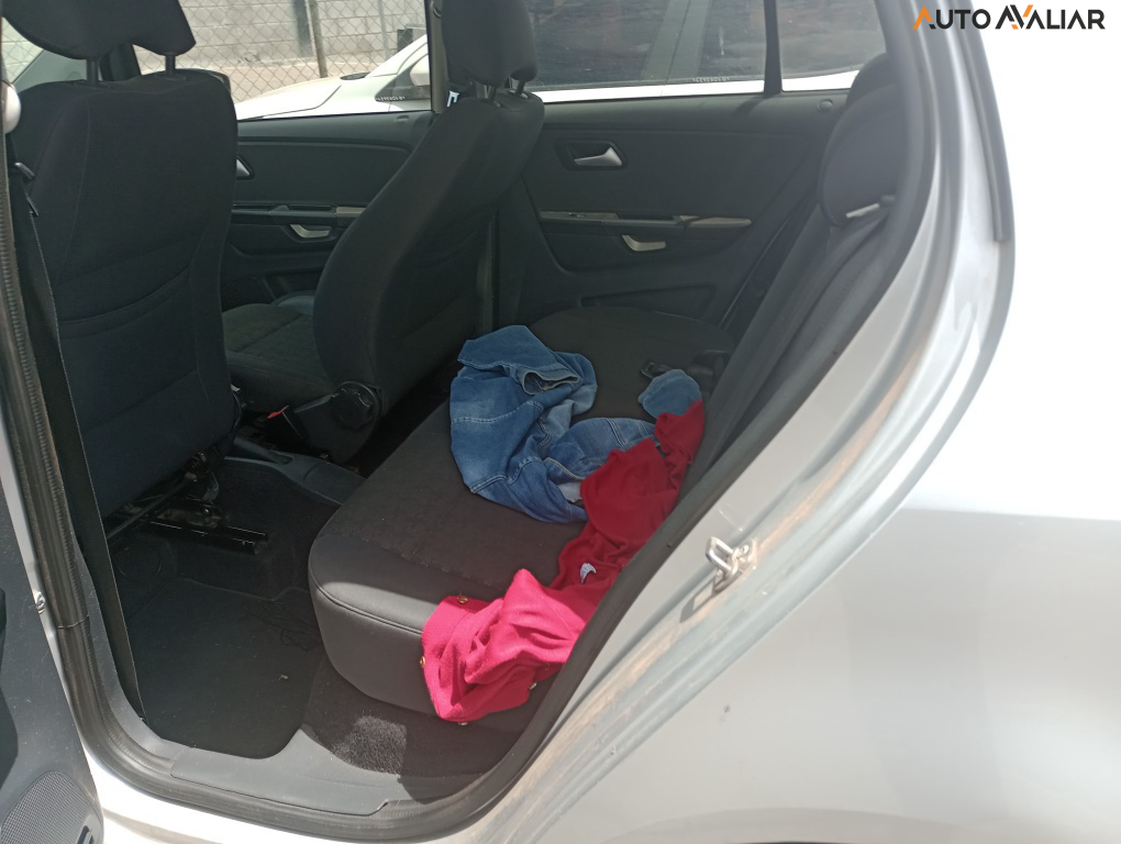 VOLKSWAGEN FOX 1.6 MSI COMFORTLINE 8V FLEX 4P AUTOMATIZADO