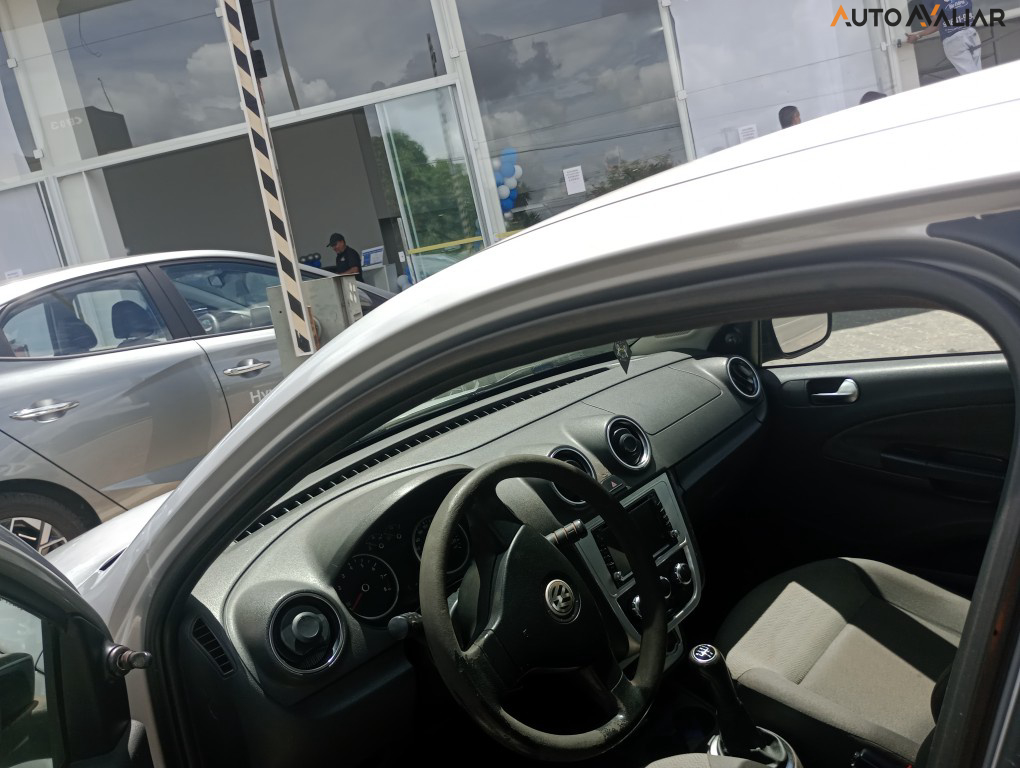 VOLKSWAGEN VOYAGE 1.6 MI TREND 8V FLEX 4P MANUAL