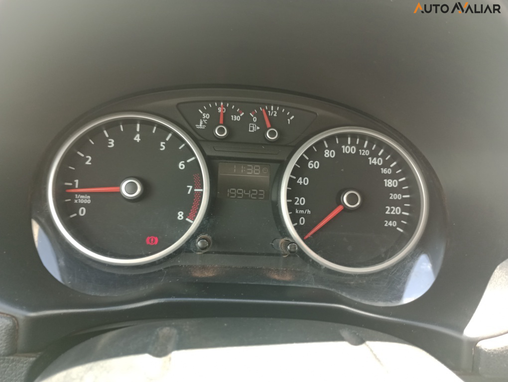 VOLKSWAGEN VOYAGE 1.6 MI TREND 8V FLEX 4P MANUAL