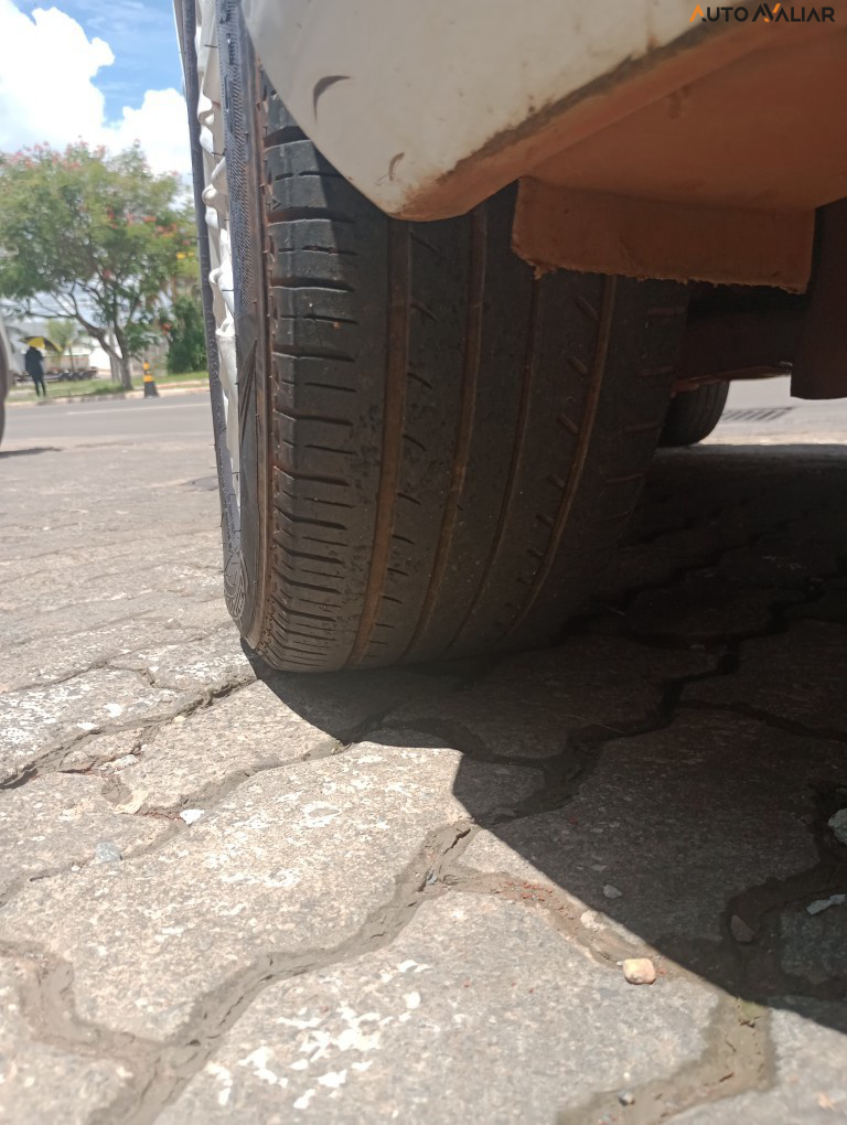 VOLKSWAGEN VOYAGE 1.6 MI TREND 8V FLEX 4P MANUAL