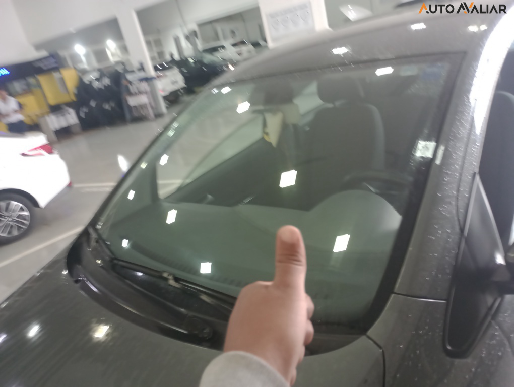 VOLKSWAGEN FOX 1.0 MI 8V FLEX 4P MANUAL