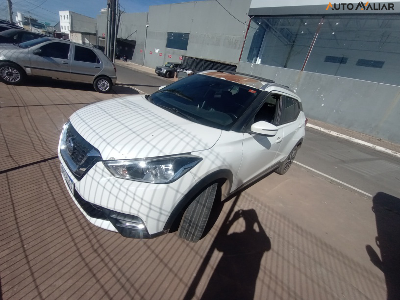 NISSAN KICKS 1.6 16V FLEX SV 4P XTRONIC