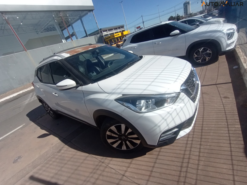 NISSAN KICKS 1.6 16V FLEX SV 4P XTRONIC