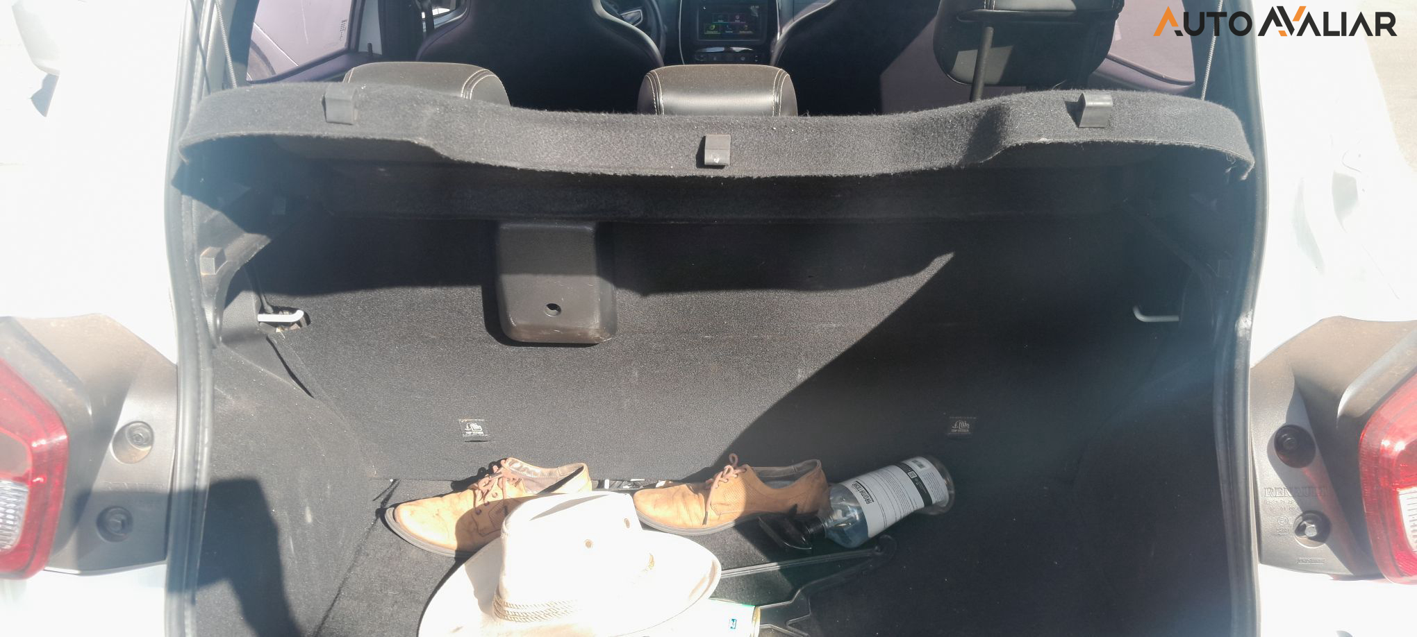 RENAULT KWID 1.0 12V SCE FLEX INTENSE MANUAL