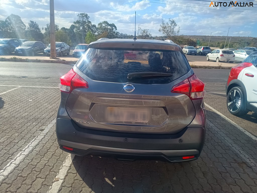 NISSAN KICKS 1.6 16V FLEXSTART SV 4P XTRONIC