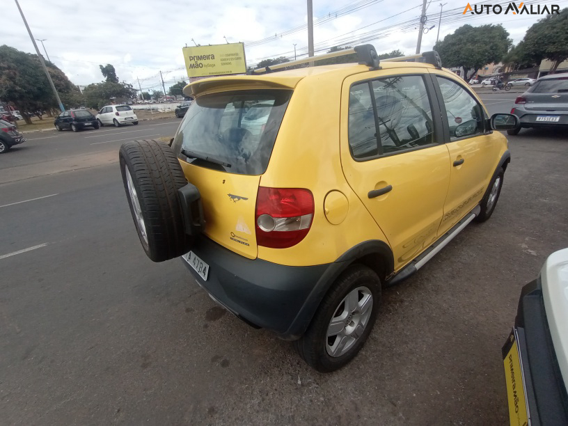 VOLKSWAGEN CROSSFOX 1.6 MI FLEX 8V 4P MANUAL