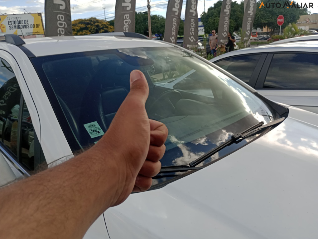 CHEVROLET TRACKER 1.8 MPFI LTZ 4X2 16V FLEX 4P AUTOMATICO