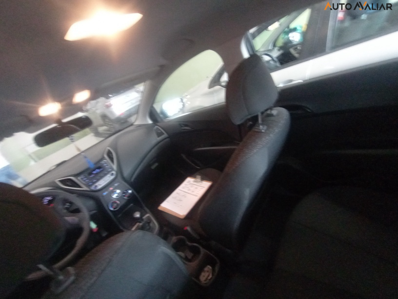 HYUNDAI HB20 1.0 COMFORT 12V FLEX 4P MANUAL