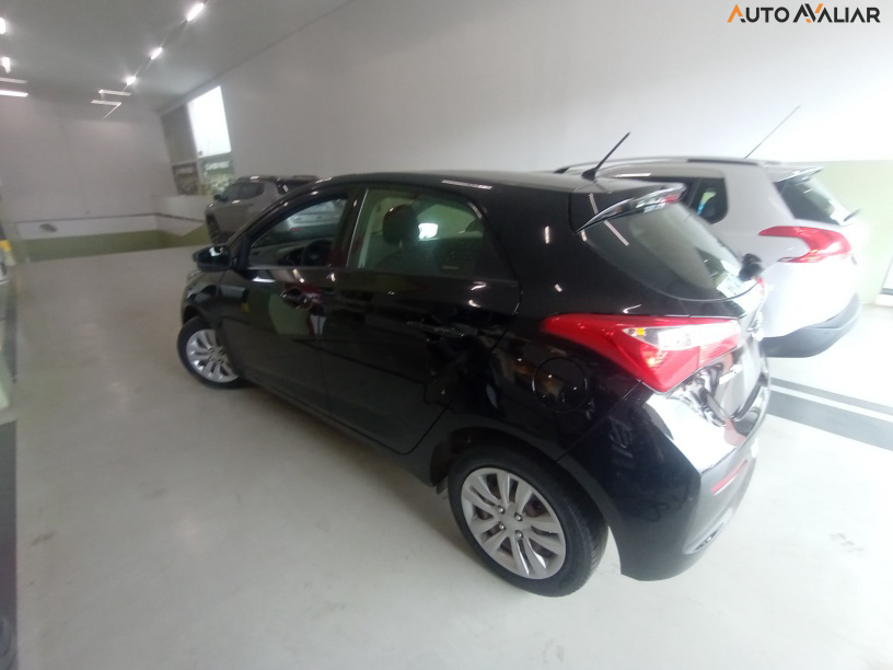 HYUNDAI HB20 1.0 COMFORT 12V FLEX 4P MANUAL