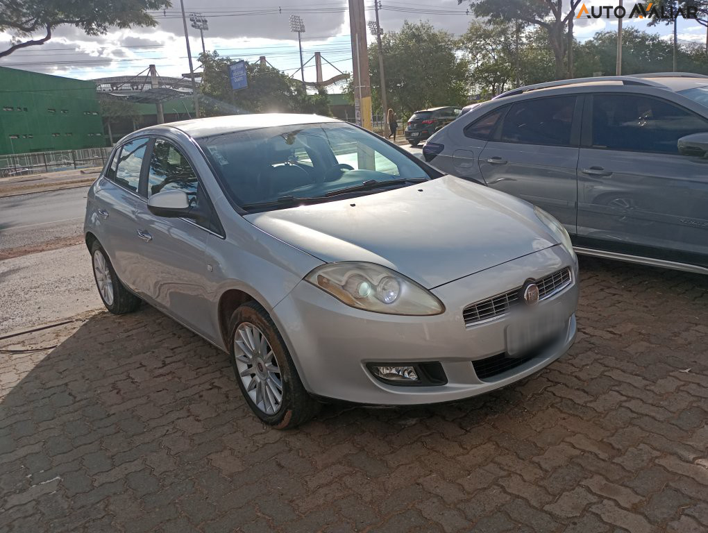 FIAT BRAVO 1.8 ABSOLUTE 16V FLEX 4P AUTOMATIZADO