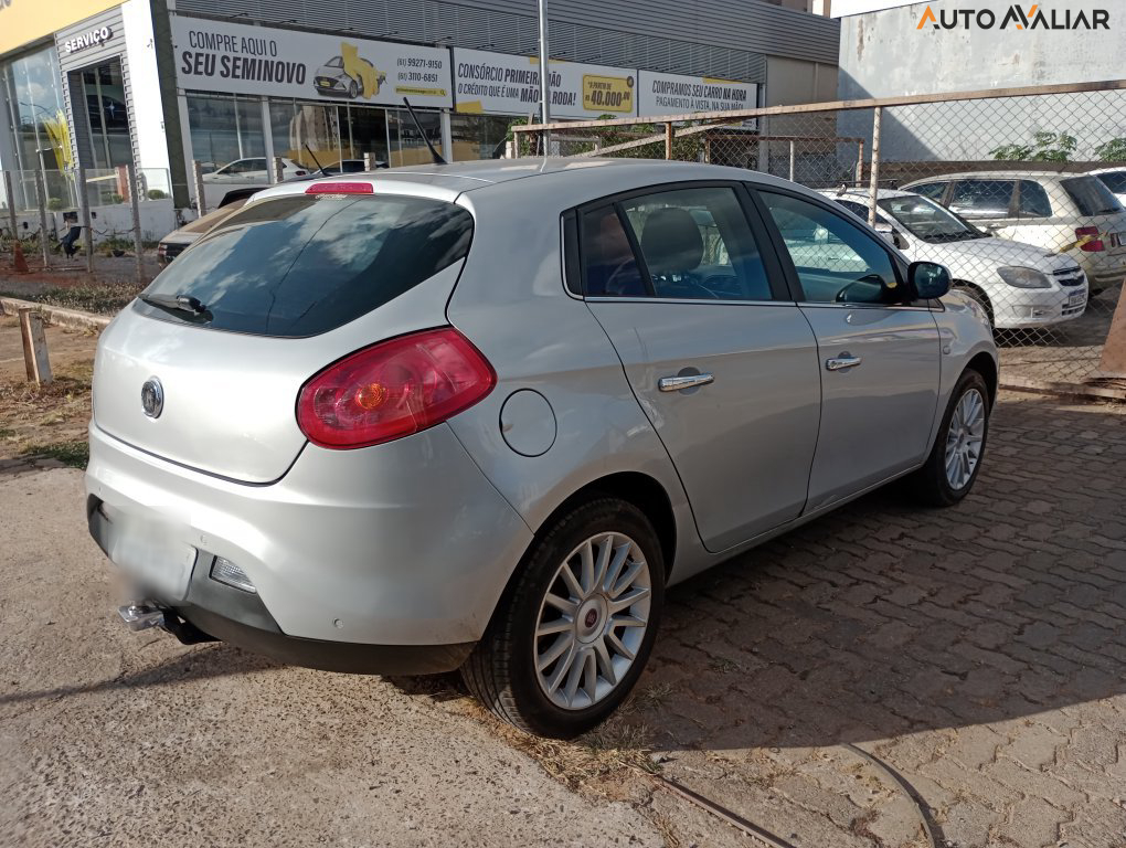 FIAT BRAVO 1.8 ABSOLUTE 16V FLEX 4P AUTOMATIZADO