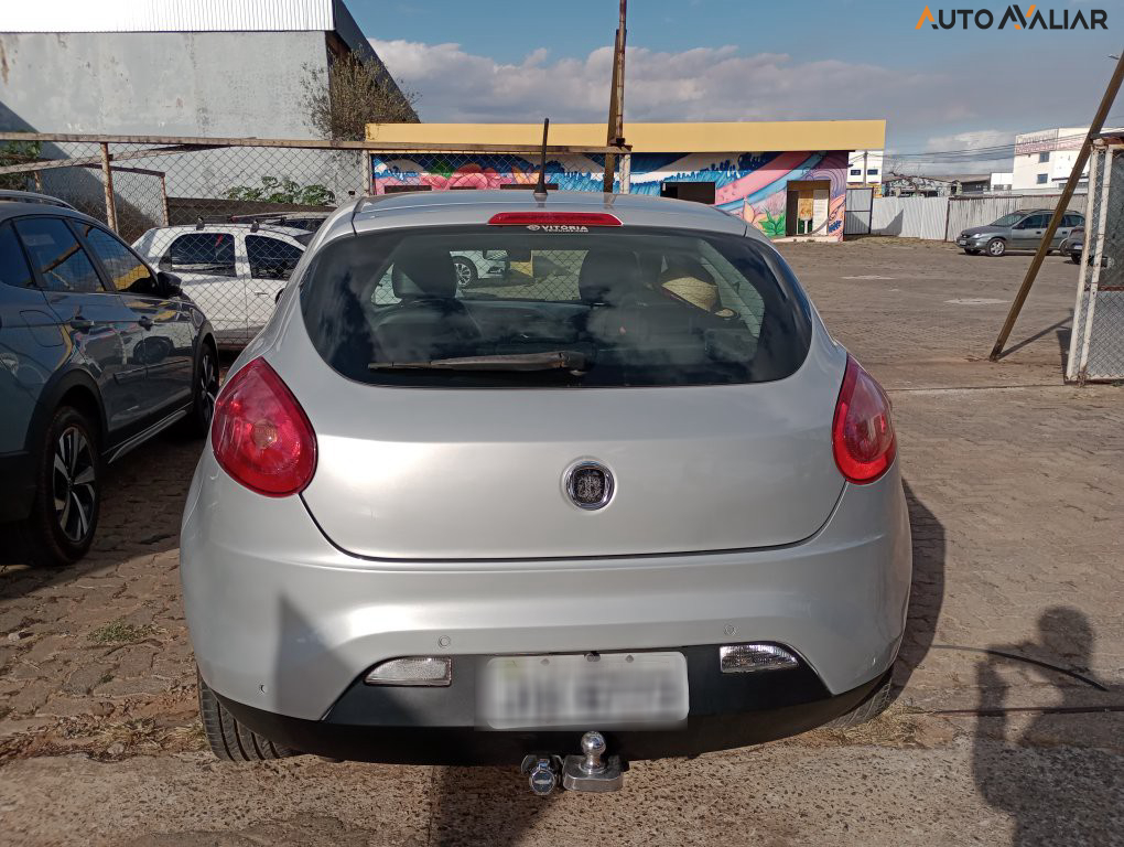 FIAT BRAVO 1.8 ABSOLUTE 16V FLEX 4P AUTOMATIZADO