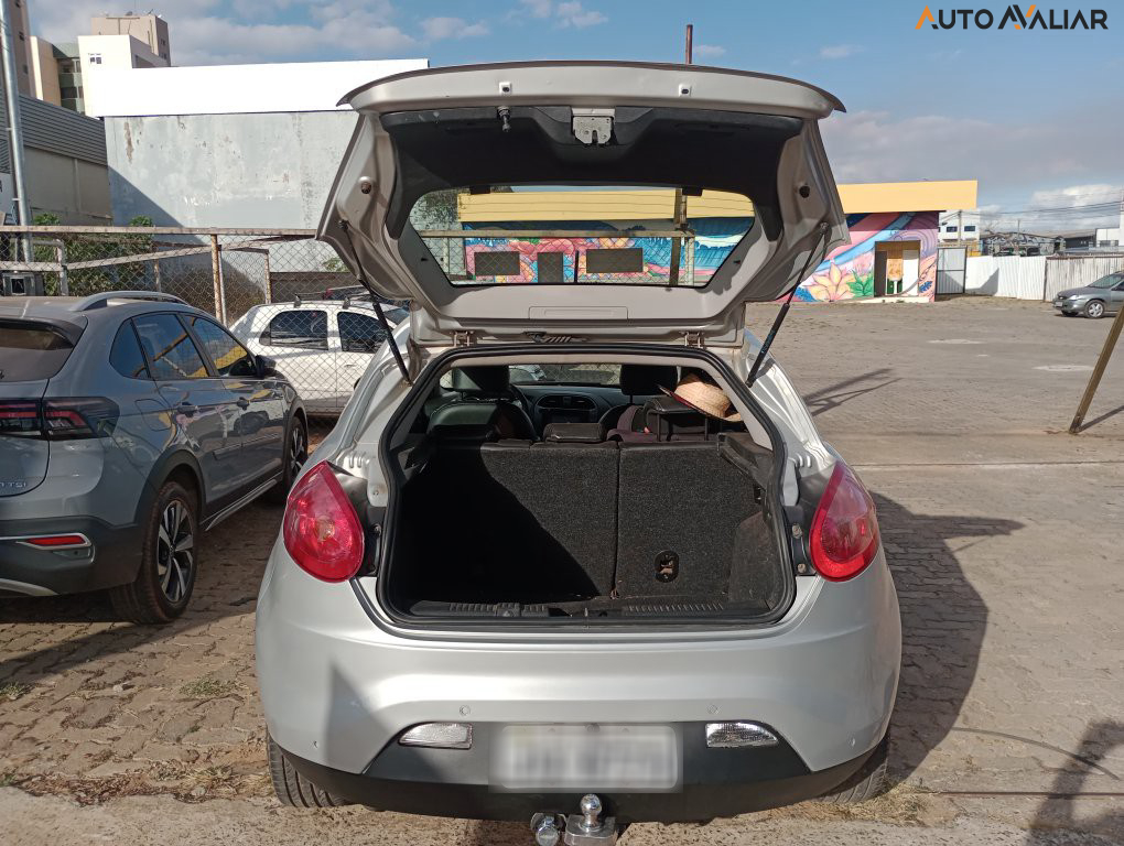 FIAT BRAVO 1.8 ABSOLUTE 16V FLEX 4P AUTOMATIZADO