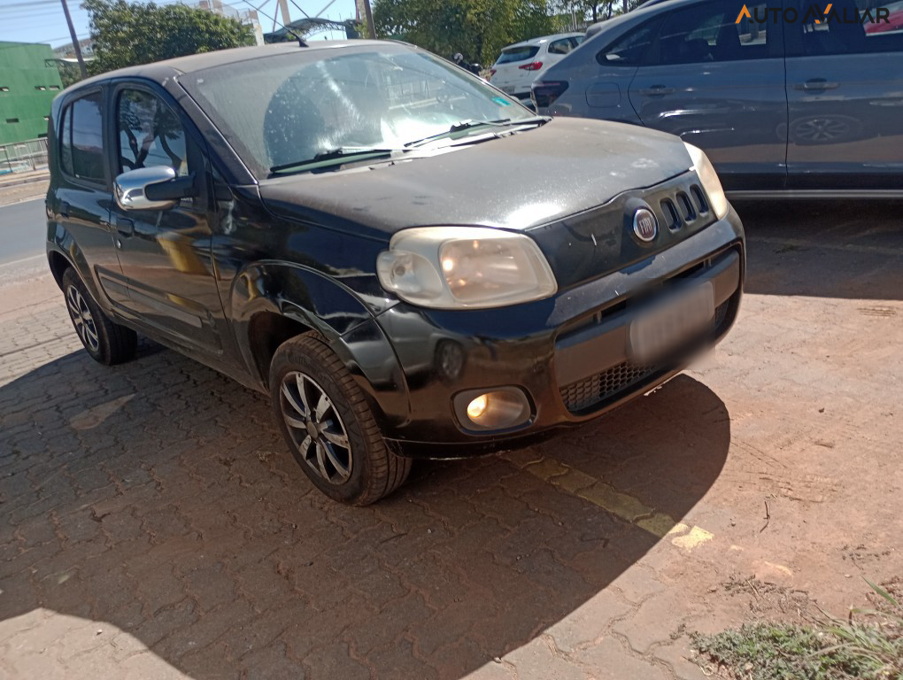 FIAT UNO 1.0 VIVACE 8V FLEX 4P MANUAL