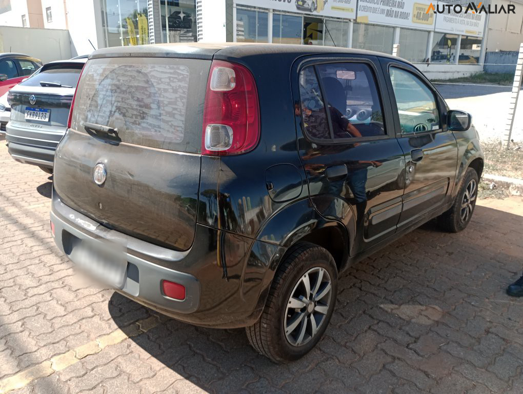 FIAT UNO 1.0 VIVACE 8V FLEX 4P MANUAL