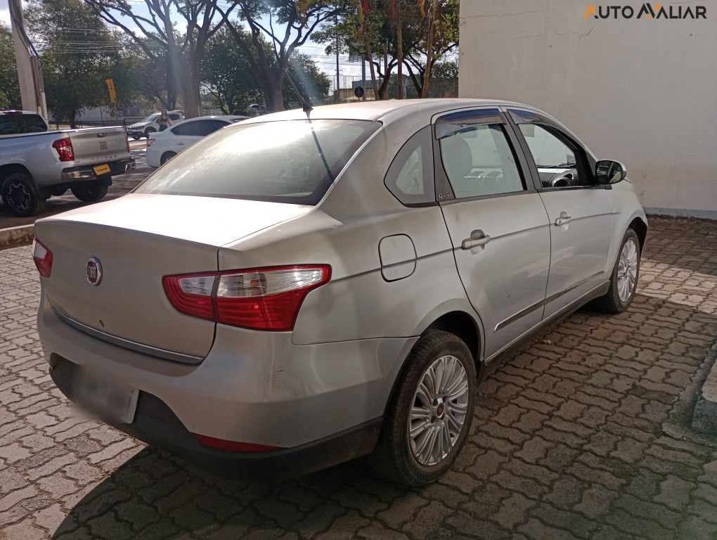 FIAT GRAND SIENA 1.6 MPI ESSENCE 16V FLEX 4P MANUAL
