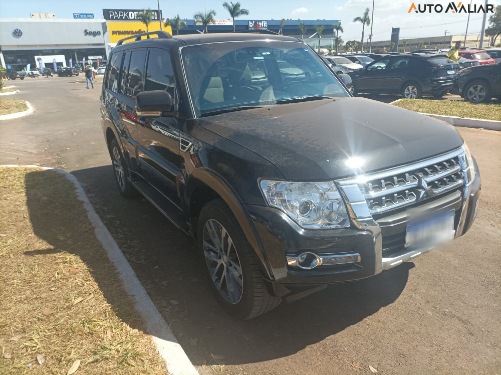 MITSUBISHI PAJERO FULL 3.2 HPE 4X4 16V TURBO INTERCOOLER DIESEL 4P AUTOMATICO