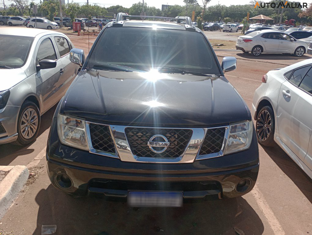 NISSAN FRONTIER LE ATTACK 4X4-AT 2.5 16V TDI