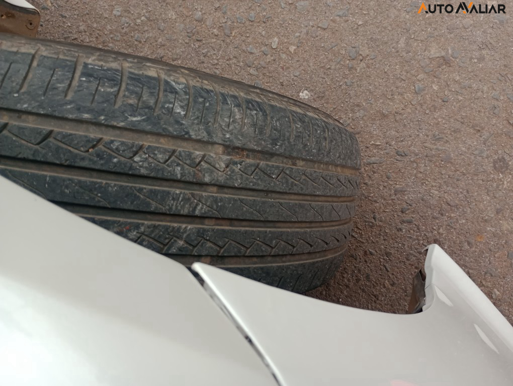 TOYOTA PRIUS 1.8 16V HIBRIDO 4P AUTOMATICO