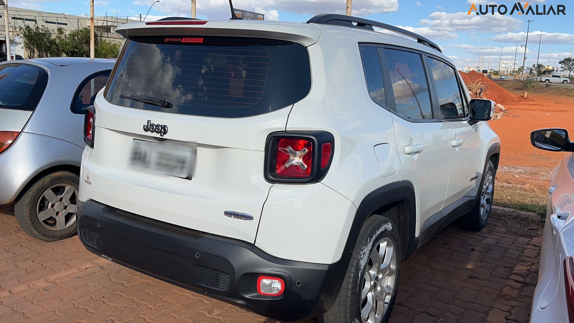 JEEP RENEGADE 1.8 16V FLEX LONGITUDE 4P AUTOMATICO