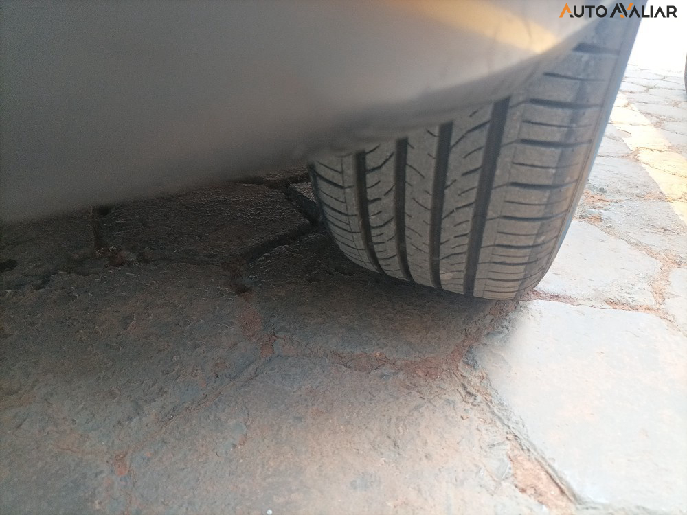 VOLKSWAGEN FOX 1.6 MI HIGHLINE 8V FLEX 4P AUTOMATIZADO