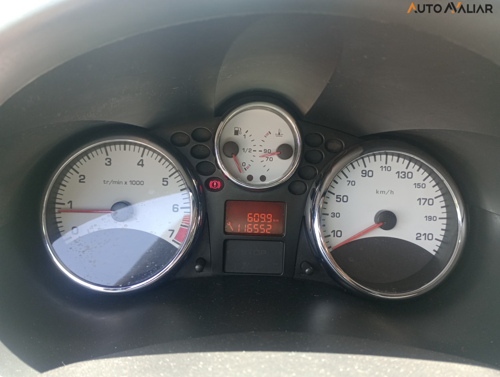 PEUGEOT 207 1.4 XR 8V FLEX 4P MANUAL