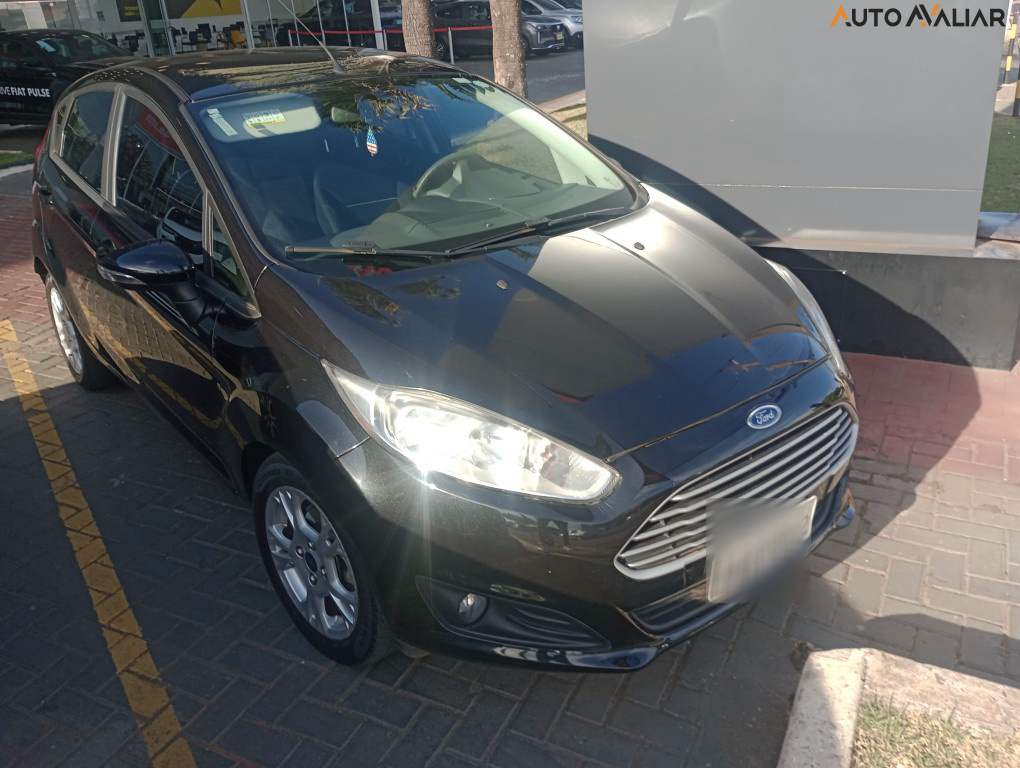 FORD FIESTA 1.6 SE HATCH 16V FLEX 4P POWERSHIFT