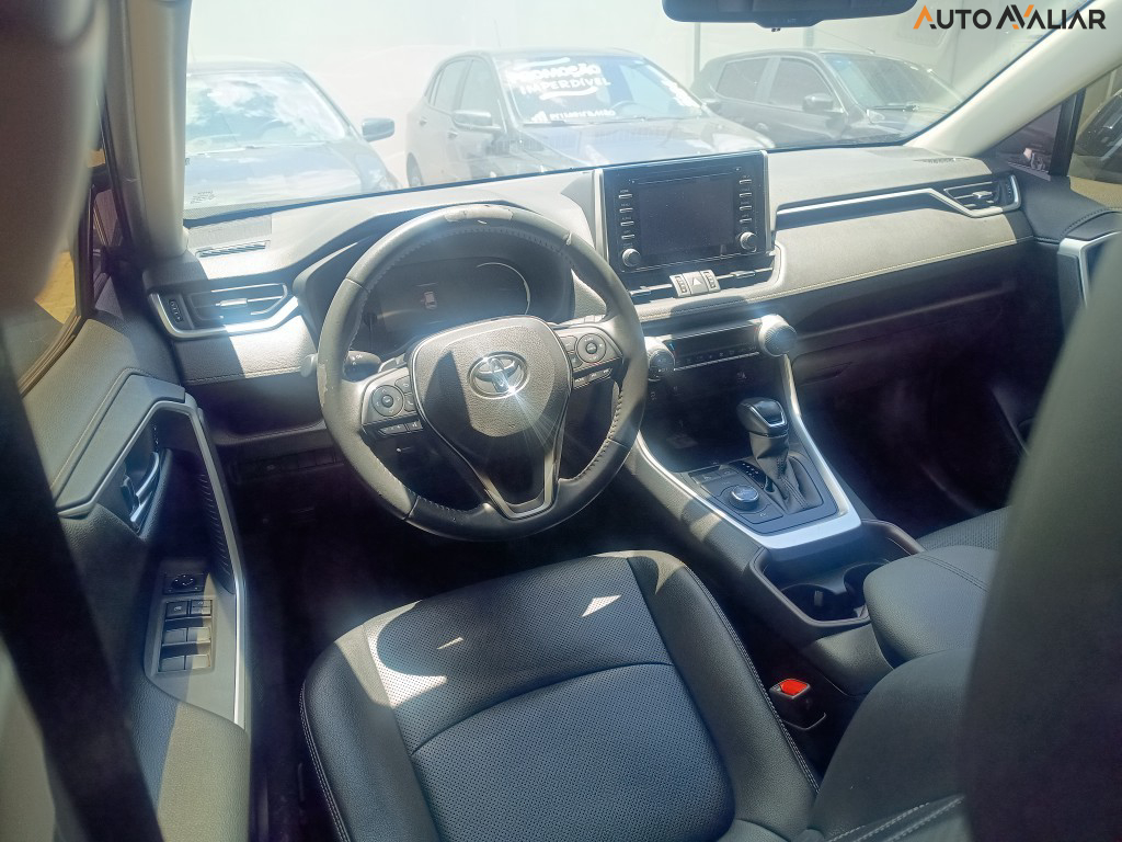 TOYOTA RAV4 2.5 VVT-IE HYBRID SX AWD CVT