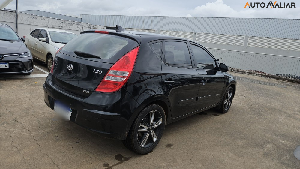 HYUNDAI I30 2.0 MPFI GLS 16V GASOLINA 4P MANUAL
