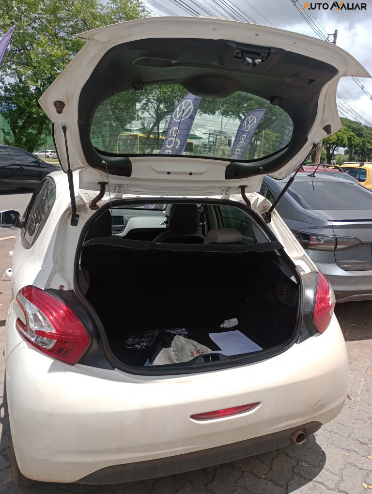 PEUGEOT 208 1.5 ACTIVE PACK 8V FLEX 4P MANUAL