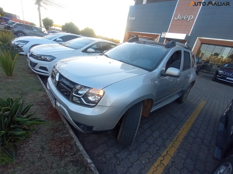 RENAULT DUSTER 2.0 DYNAMIQUE 4X2 16V FLEX 4P AUTOMATICO