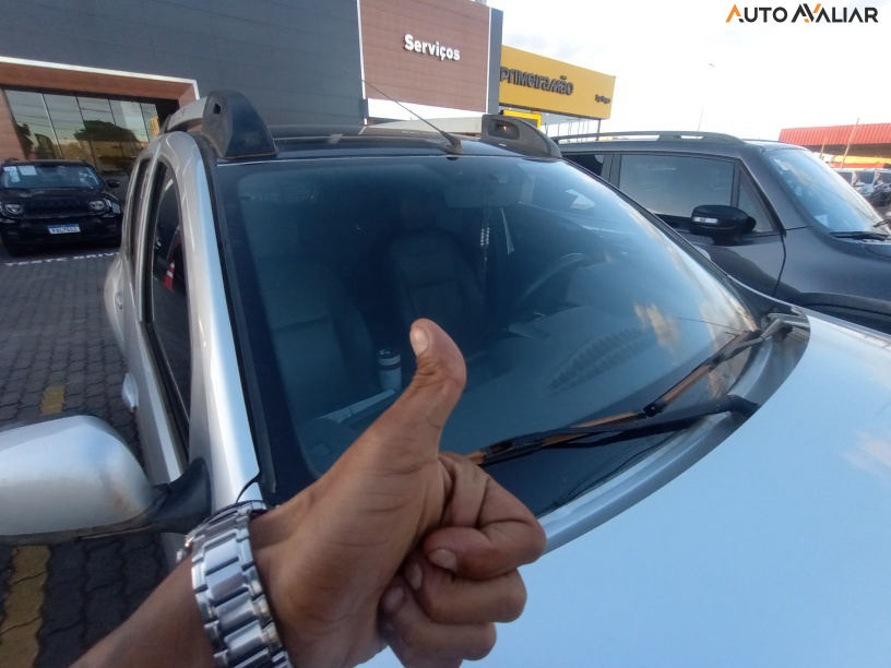 RENAULT DUSTER 2.0 DYNAMIQUE 4X2 16V FLEX 4P AUTOMATICO