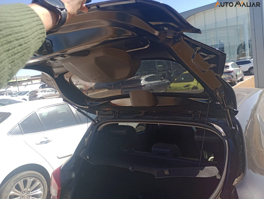 RENAULT KWID 1.0 12V SCE FLEX INTENSE MANUAL