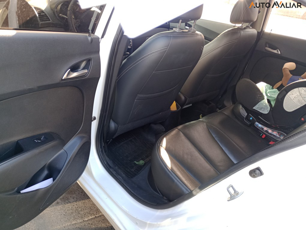 HYUNDAI HB20S 1.6 COMFORT STYLE 16V FLEX 4P MANUAL