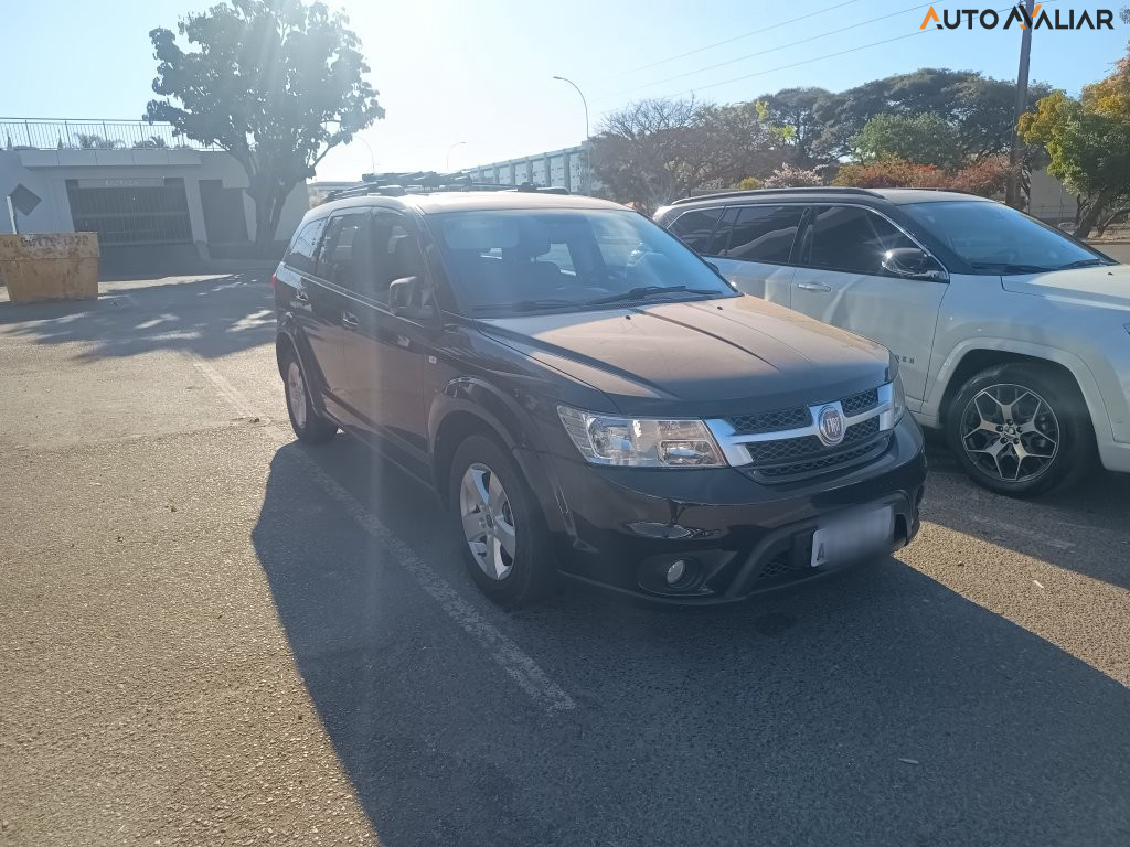 FIAT FREEMONT 2.4 PRECISION 16V GASOLINA 4P AUTOMATICO