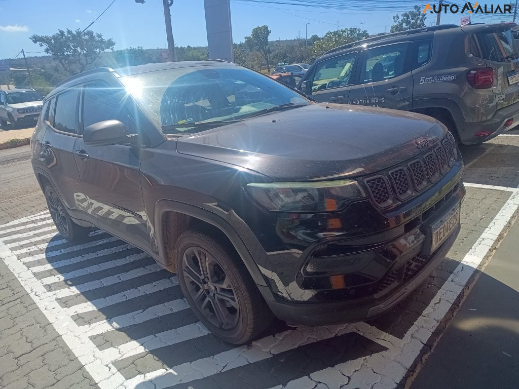JEEP COMPASS 1.3 T270 TURBO FLEX LONGITUDE AT6