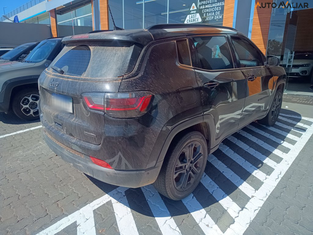 JEEP COMPASS 1.3 T270 TURBO FLEX LONGITUDE AT6